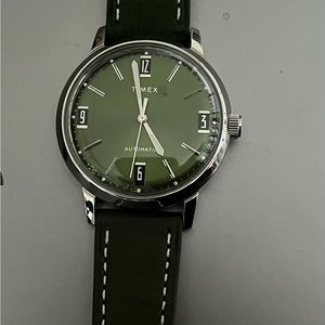 Timex Marlin Green dial 40mm in Mint condition